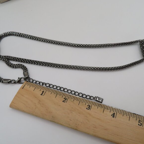 Melania Trump Metallic Black Crystal Necklace - Picture 9 of 10